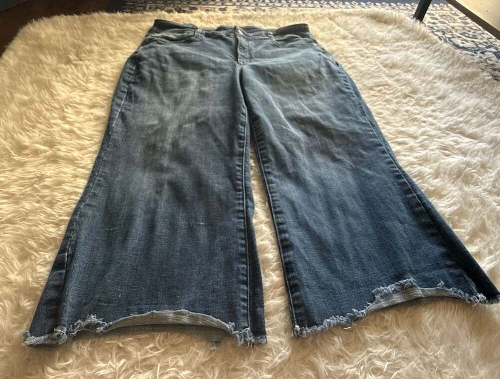NYDJ Women's Lift Tuck Technology Wide-Leg Crop Jeans with Frayed Hem Size 14W